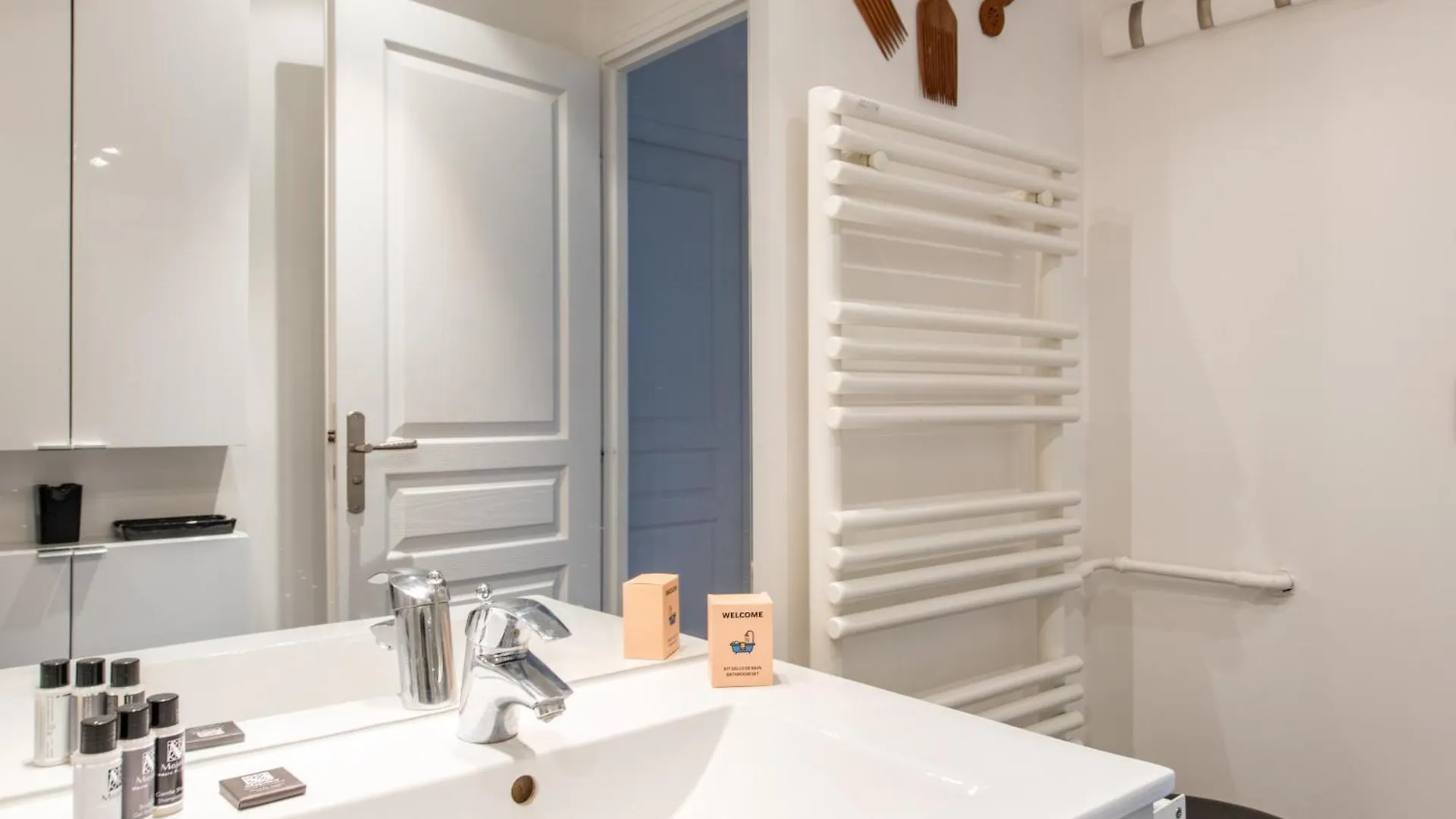 Desaix - Central Et Elegant Proche Tour Eiffel Apartment *